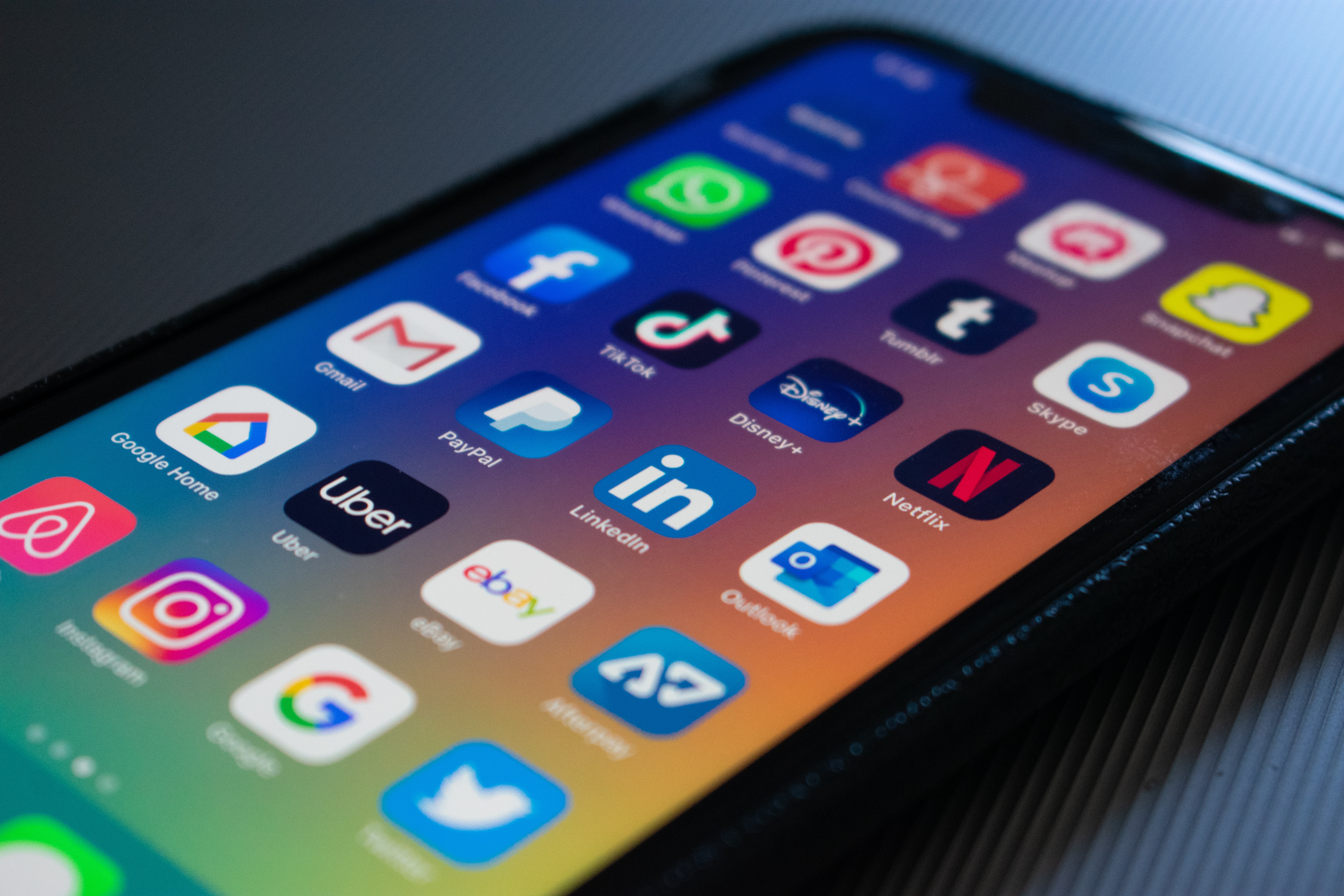 Бир ойда 63 миллион маротаба юклаб олинган илова эълон қилинди