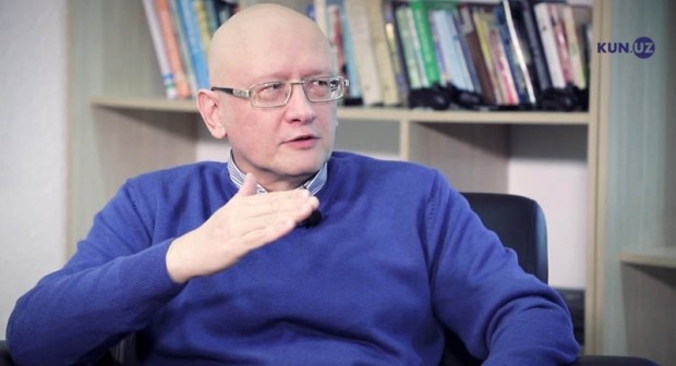 Юлий Юсупов: «Сизлар аҳоли саломатлиги ҳақида эмас, балки коррупциялашган божхоначилар чўнтаги ҳақида қайғуряпсиз»