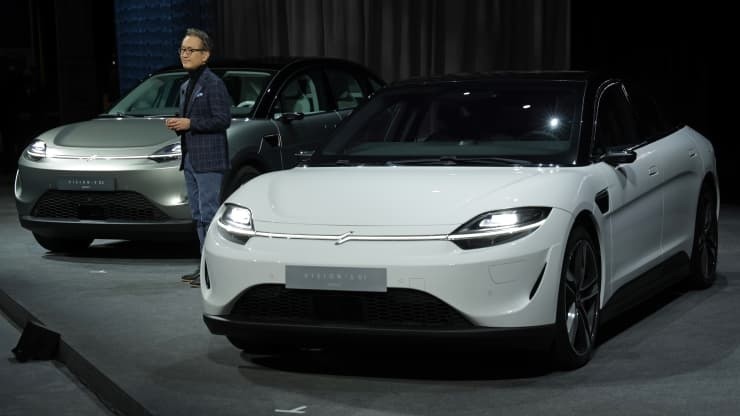 Электромобиллар икки йирик компанияни бирлаштирди