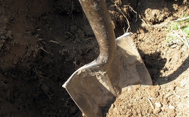 Қўқонда қотиллик. Ота-бола яқин қариндошини ўлдириб, ҳовлига кўмиб юборган!