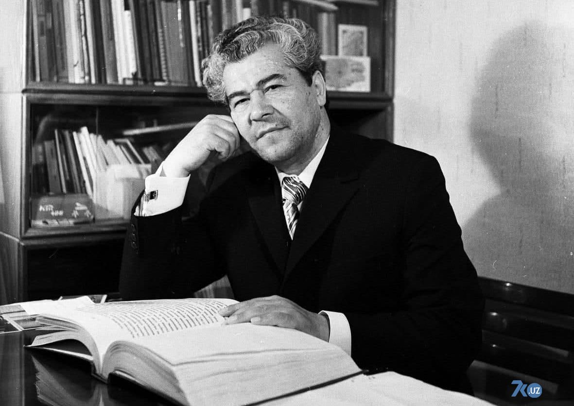 Ўзбек вирусологиясига асос солган профессор вафот этди