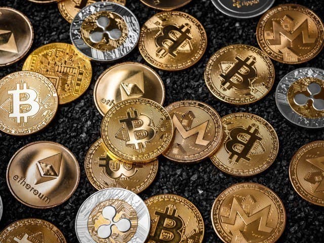 Ўзбекистонликларга биржада криптовалюта сотиб олишга рухсат берилди. Шартлар қандай?