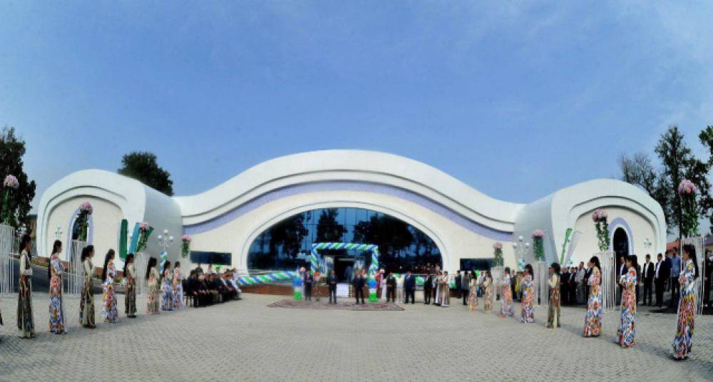 Farg&lsquo;ona shahrida ko&lsquo;p tarmoqli sport majmuasi foydalanishga topshirildi