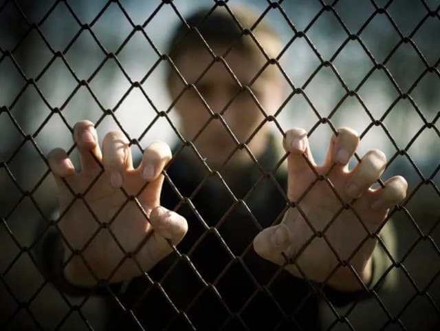 Қайси вилоятда жиноятчи-ўқувчилар кўплиги маълум бўлди