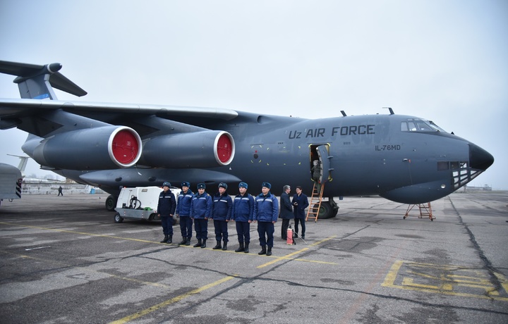 Президент топшириғи билан Хитойдан зарур тиббий техника ва ҳимоя воситалари олиб келинди