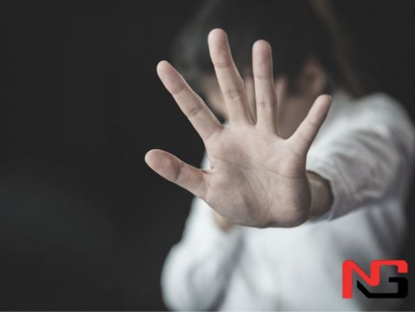 Қўриқлаш хизмати ходими мактабда ўқувчи қизга шаҳвоний шилқимлик қилди