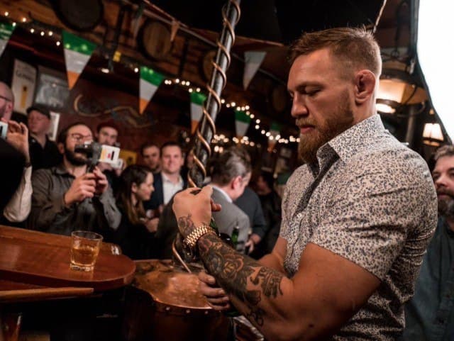 Макгрегорнинг қовоқхонасига хужум уюштирилди