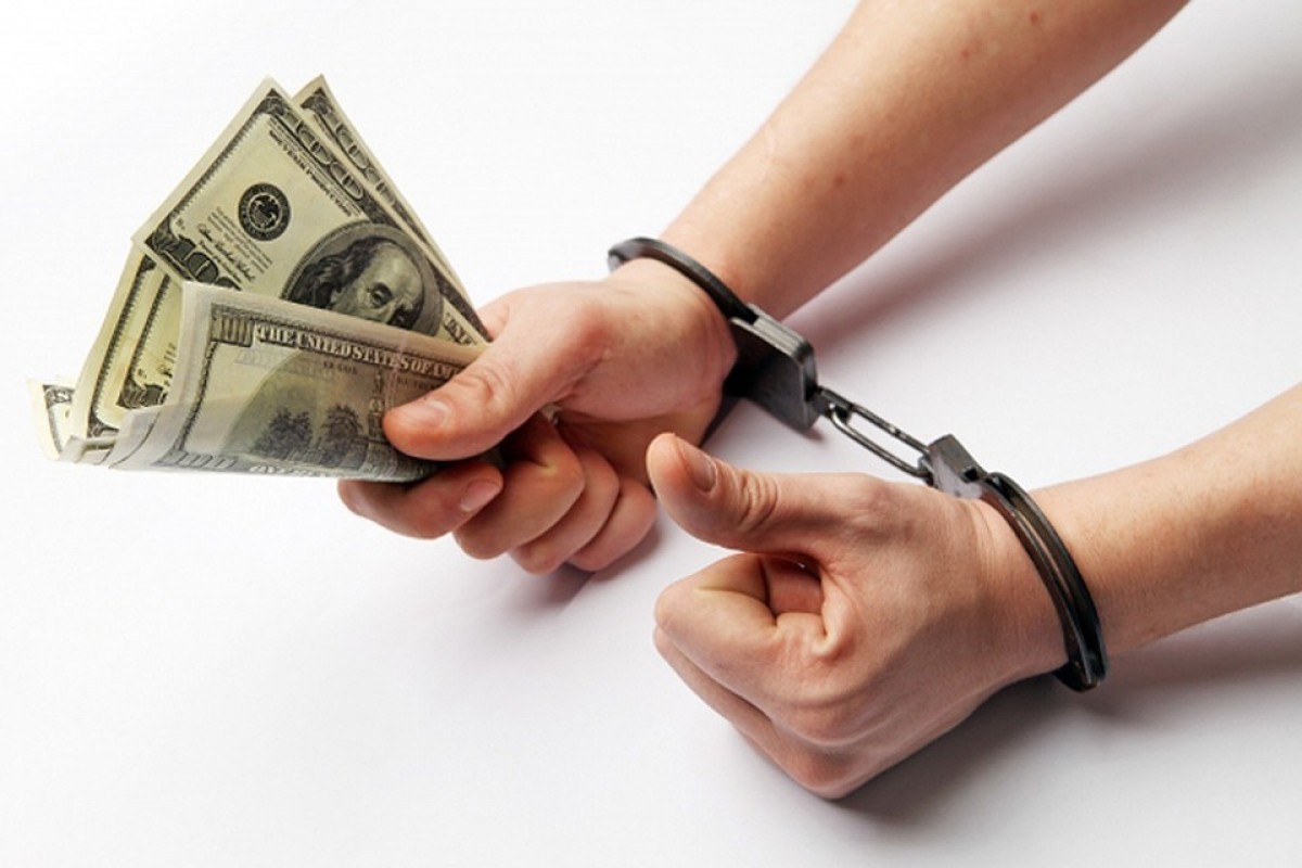 Профилактика инспекторига пора бермоқчи бўлган ҳайдовчига нисбатан ҳукм ўқилди