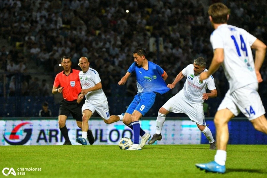 Ўзбекистон Италия футболи афсоналаридан устун келди