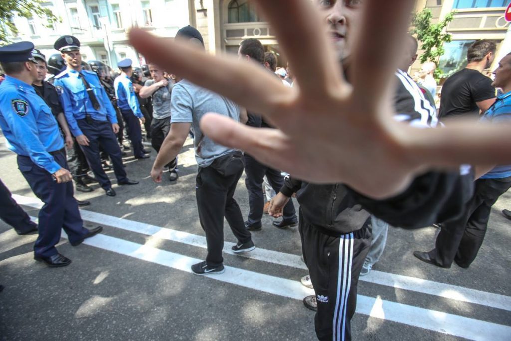 Журналистнинг қонуний фаолиятига тўсқинлик қилганлик учун жиноий жавобгарлик белгиланади