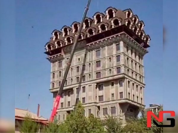 Самарқанддаги “қўзиқорин уй”ни бузиш бошланди