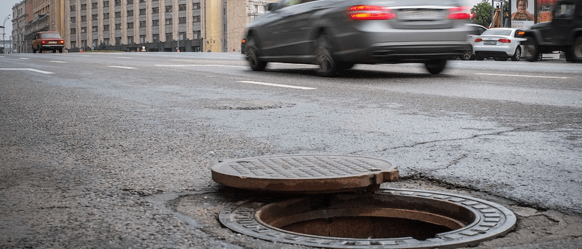 Канализацияга тушган уч киши тирик чиқмади