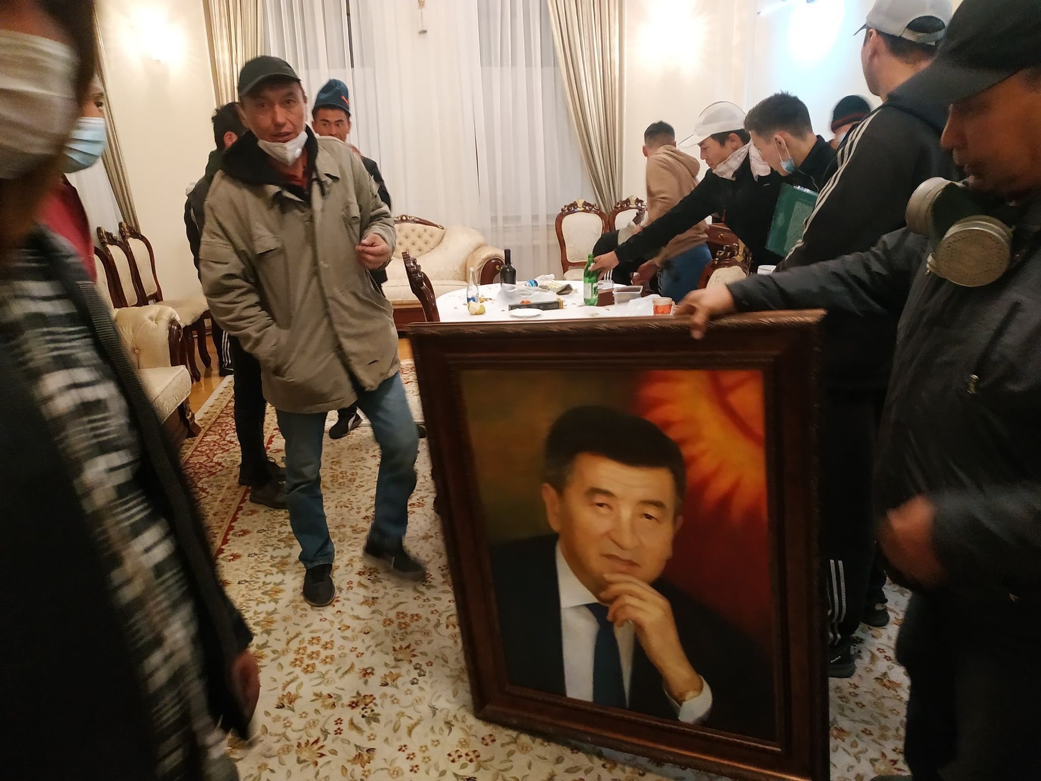Қирғизистонда парламент сайловлари натижалари бекор қилинди