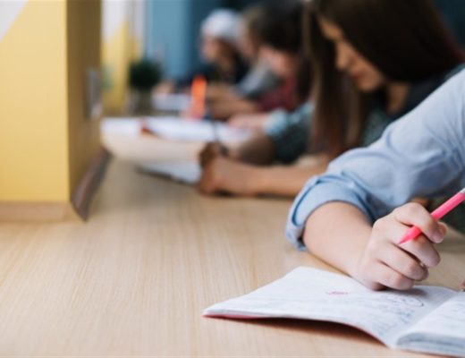 Карантин пайти яширин сабоқ олган 23 нафар ўқувчи коронавирусга тест топширди ва уй карантинига олинди