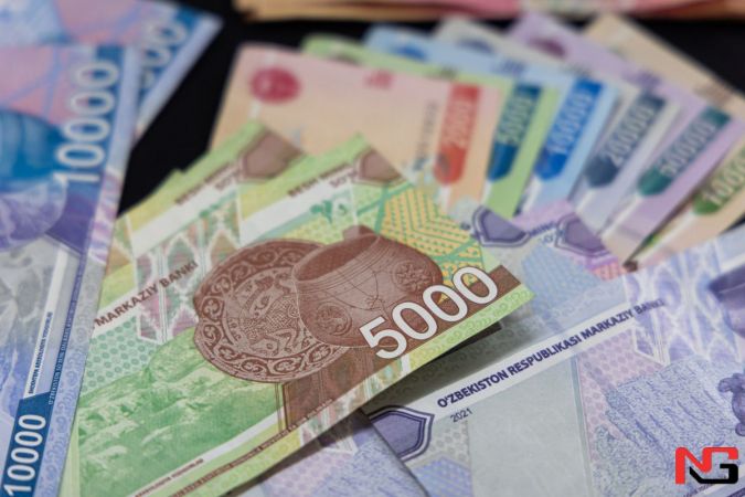 Ўзбекистонда энг кам ўртача ойликни шифокор ва ўқитувчилар олмоқда