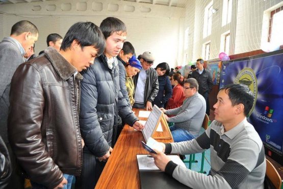 Ўзбекистондаги 30 та хусусий бандлик агентлиги бирорта ҳам фуқарони хорижга жўнатмагани маълум бўлди