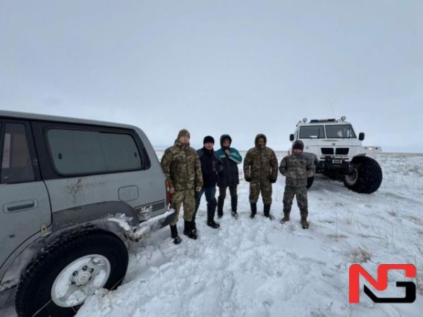 Қўшни Қозоғистонда қор бўронида қолиб кетган уч ўзбекистонлик қутқарилди