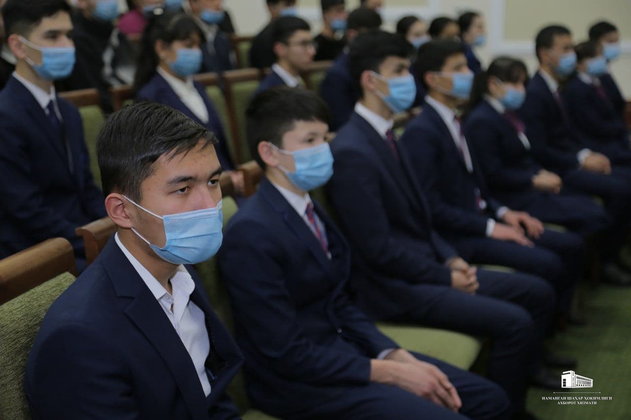 НАМАНГАН ШАҲРИДА ЁШЛАР МУРОЖААТЛАРИ БЎЙИЧА ЯНГИ ИШ УСЛУБИ АМАЛИЁТГА ЖОРИЙ ЭТИЛМОҚДА