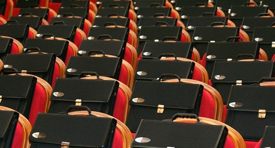 Президент топшириғи: ходимлар шанба куни 17:00 дан кейин ишда қолмасин, якшанба кунини оила даврасида ўтказсин