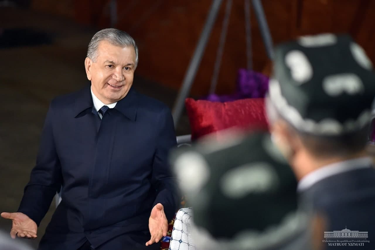 «Мен кўпроқ оддий одамлар билан гаплашсам, ниятларингизни билсам дейман» – Шавкат Мирзиёев