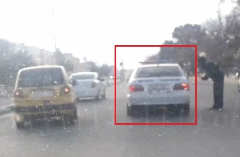 Йўл қоидасини бузган ЙПХ ходими жаримага тортилди