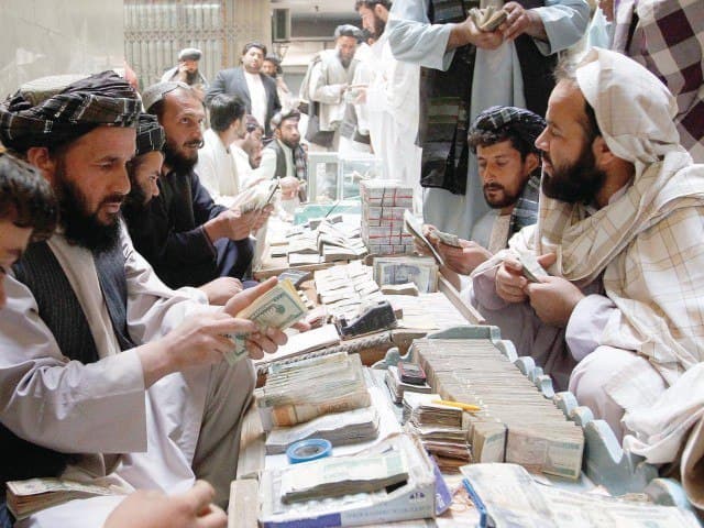 Қимматга тушган хато: “Толибон” Душанбедаги элчихонага қарийб $1 млн ўтказиб юборган