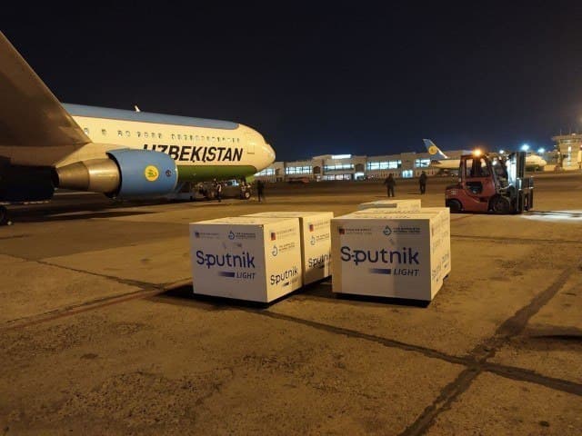 Ўзбекистонга Россиянинг Sputnik Ligh вакцинаси олиб келинди