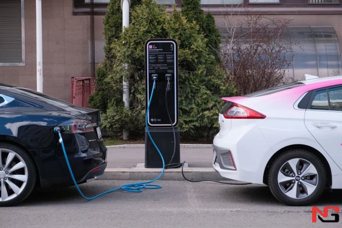 Ўзбекистонликлар электромобиллар импортига қанча сарфлагани маълум бўлди