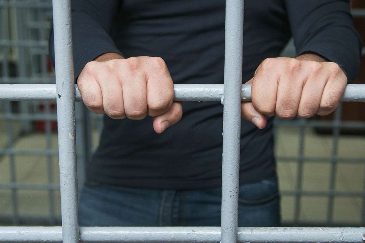 Наманганда сув талашиб, 63 ёшли фуқарони уриб ўлдириб қўйган шахсга жиноят иши қўзғатилди