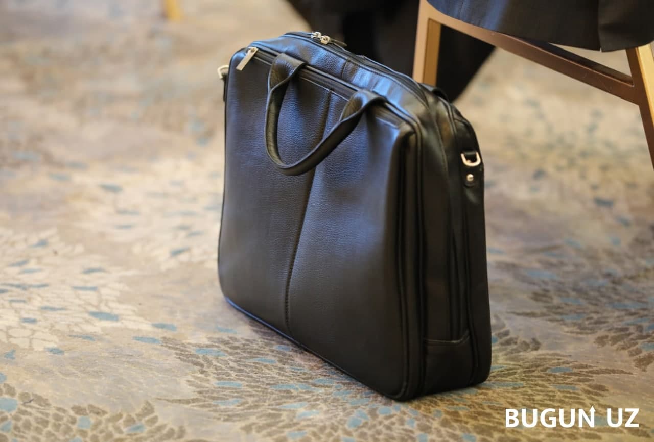 Блогерларни ҳақорат қилган тиббиёт бирлашмаси бошлиғи ишдан бўшатилди