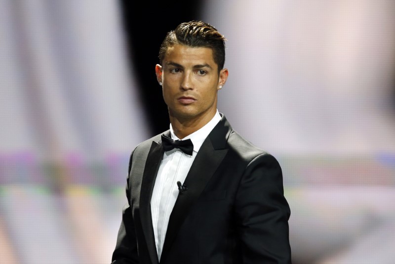 Роналду ўз меҳмонхоналарини шифохоналарга бераётгани ёлғон бўлиб чиқди