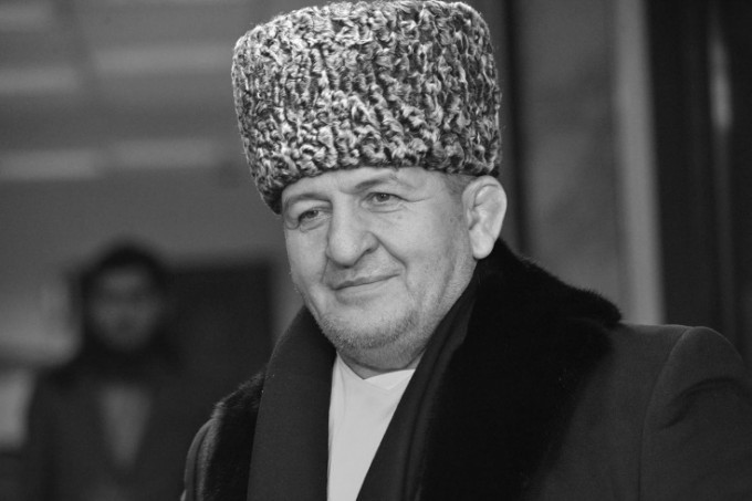 Ҳабиб Нурмагомедовнинг отаси вафот этди. У коронавирусга чалинганди