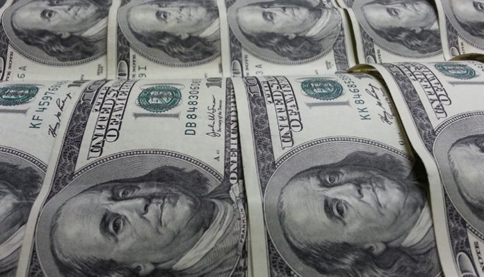 Келин ўз уйидан 7 минг доллар ўғрилади