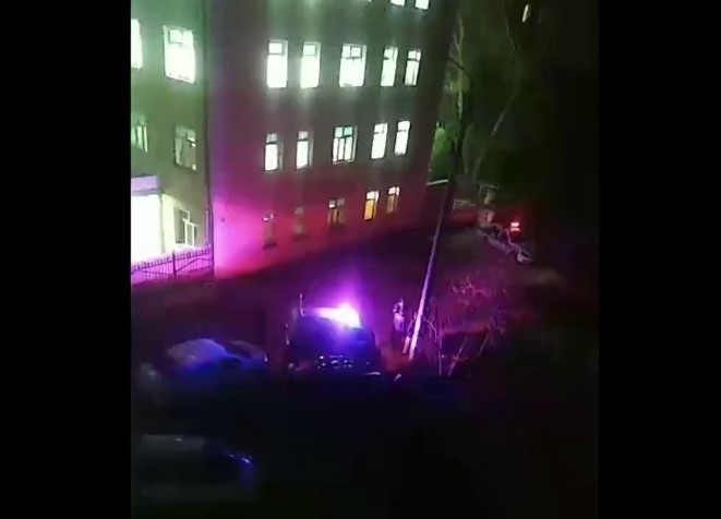 Талаба қиз ётоқхонанинг баланд қаватидан ўзини ташлади