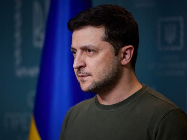 Зеленский яҳудийларни Россияга қарши қайрайдиган нутқ қилди