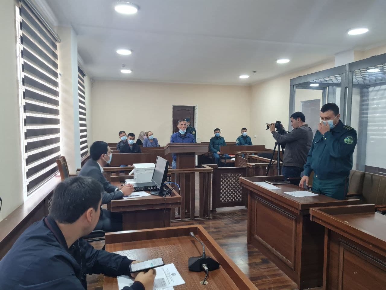 Саккиз нафар шахс муддатидан илгари жазодан озод қилинди