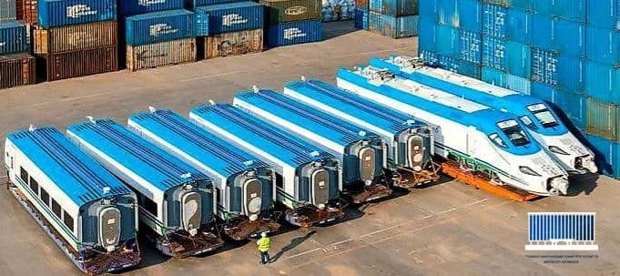 Ўзбекистонга Испаниядан иккита «Afrosiyob» поезди олиб келинди