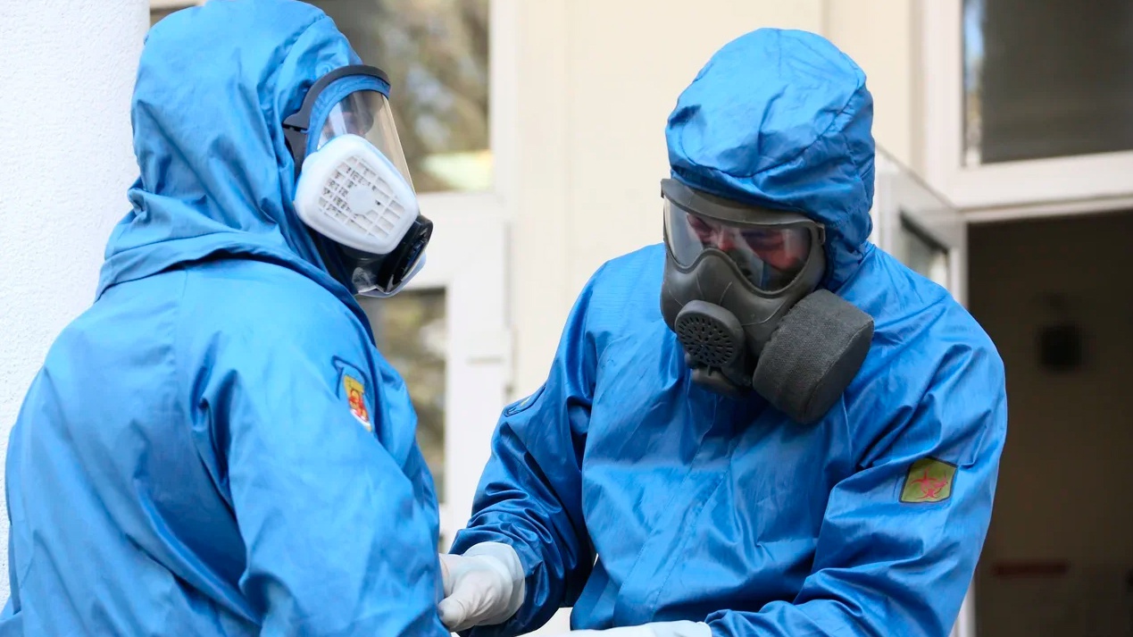 Ўзбекистонда коронавирусни йўқ қиладиган комбинезон ишлаб чиқарилди