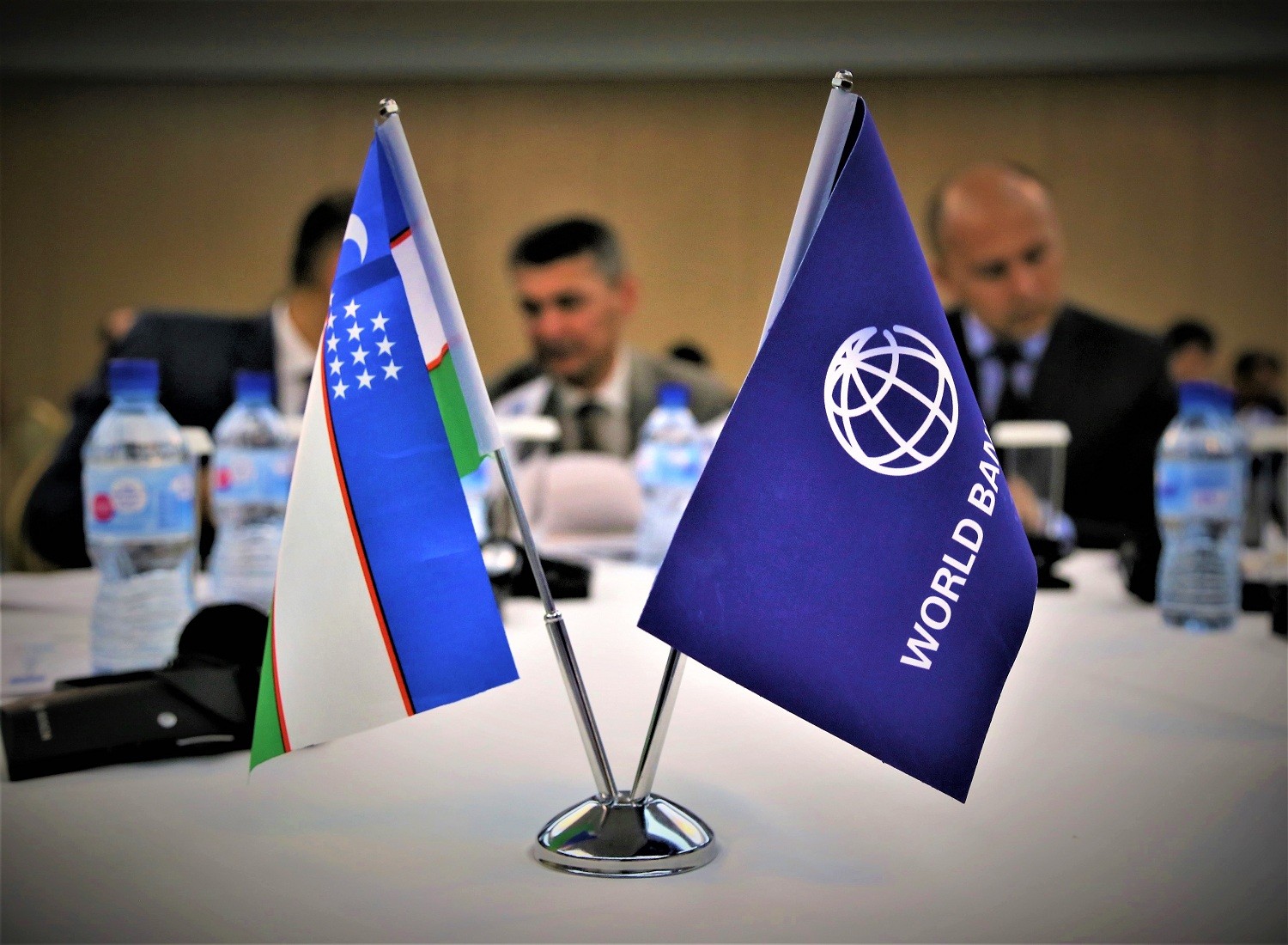 Жаҳон банки Ўзбекистонга яна 100 млн долларлик имтиёзли кредит ажратади. Қарз 30 йилга паст фоизларда берилади.