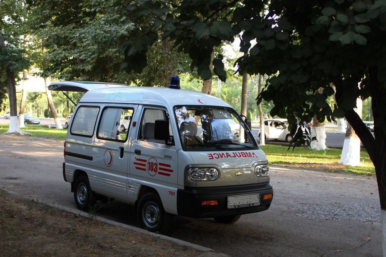 Фуқаро ҳамширани калтаклади