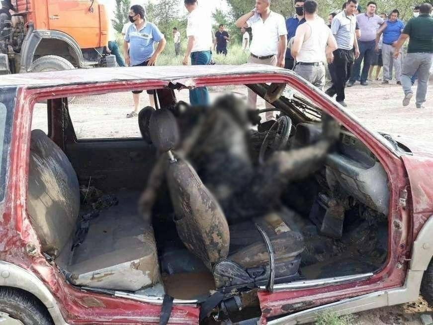 Kаналдан олиб чиқилган Tico’дан рулга занжир билан боғланган 34 ёшли ҳайдовчининг мурдаси топилди