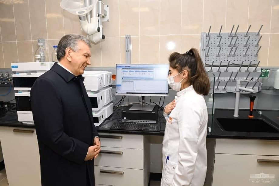 Президент Шавкат Мирзиёев томонидан «Ўзбекнефтгаз» АЖнинг 3 нафар фаол хотин-қизлари давлат мукофоти билан тақдирланди