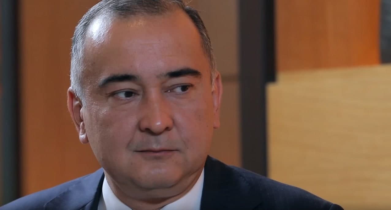 Ортиқхўжаев учта туман ҳокимини жазолаб, учтасини рағбатлантирди