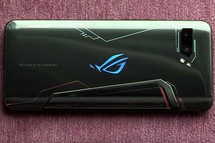 Дунёдаги энг кучли смартфон тақдим қилинди (фото)