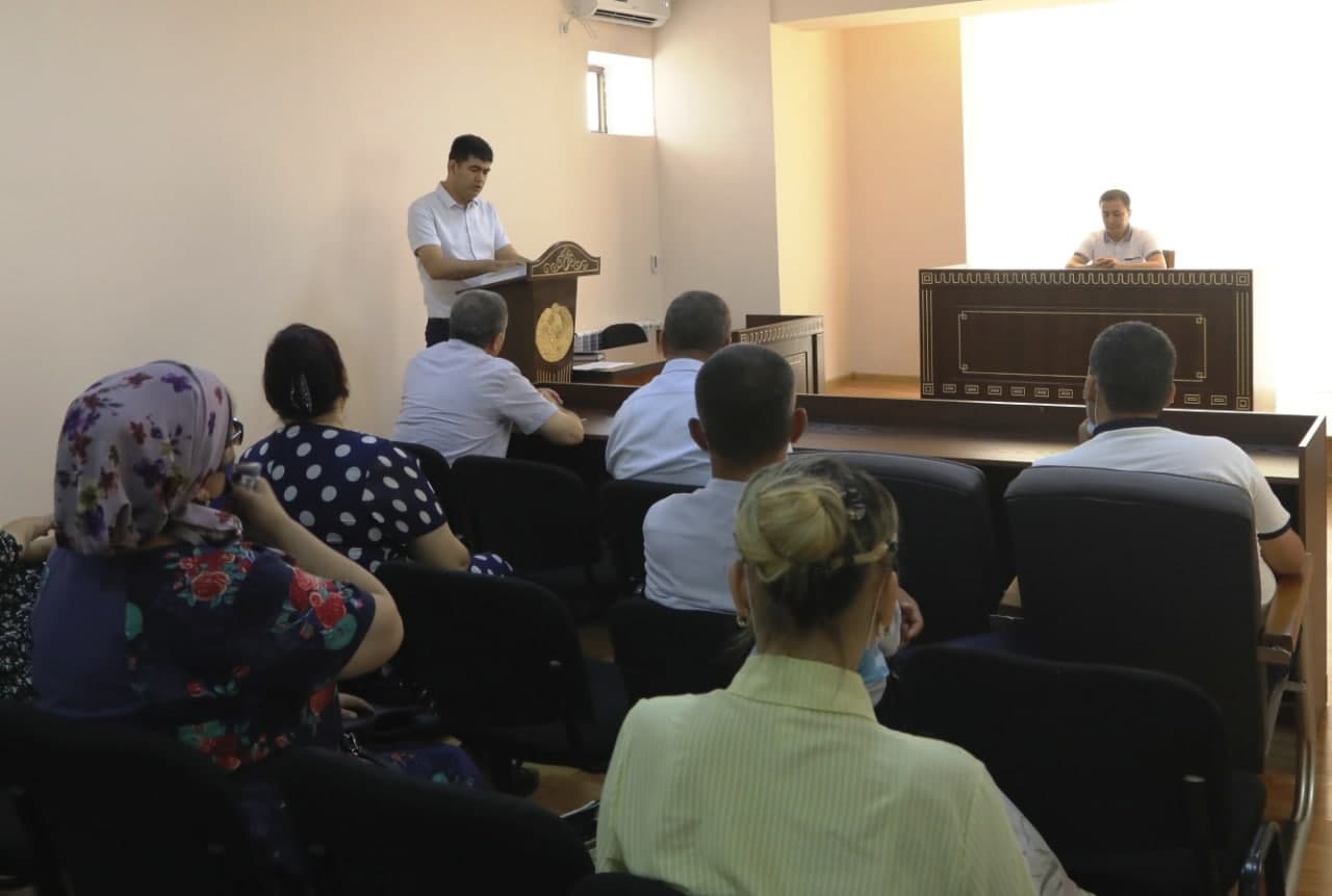 Наманган вилоят судида халқ маслаҳатчилари билан семинар машғулоти бўлиб ўтди