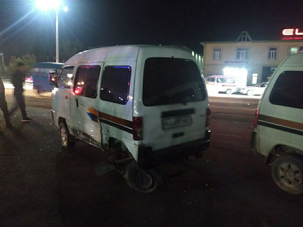 Наманганда 4 та автомобил иштирокида ЙТҲ содир бўлди