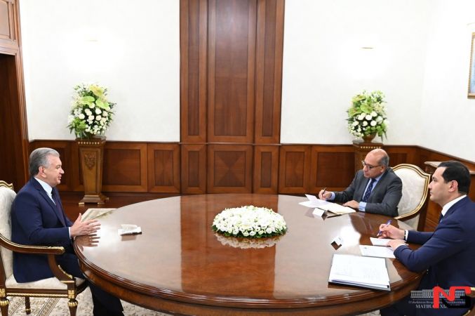 Шавкат Мирзиёев иқтисодий тараққиёт, самарали бошқарув ва халқаро ҳамкорлик масалалари бўйича маслаҳатчисини қабул қилди