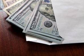 Наманганда фуқаронинг ўқишини кўчириб беришни ваъда қилган фирибгар ушланди