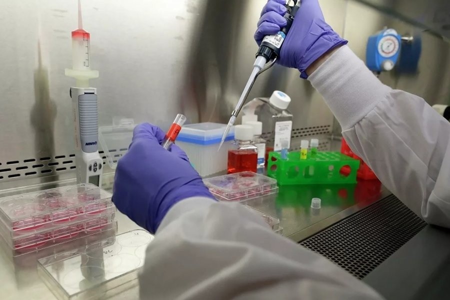 Яна бир давлатда омикрон-штаммини юқтириш ҳолати аниқланди