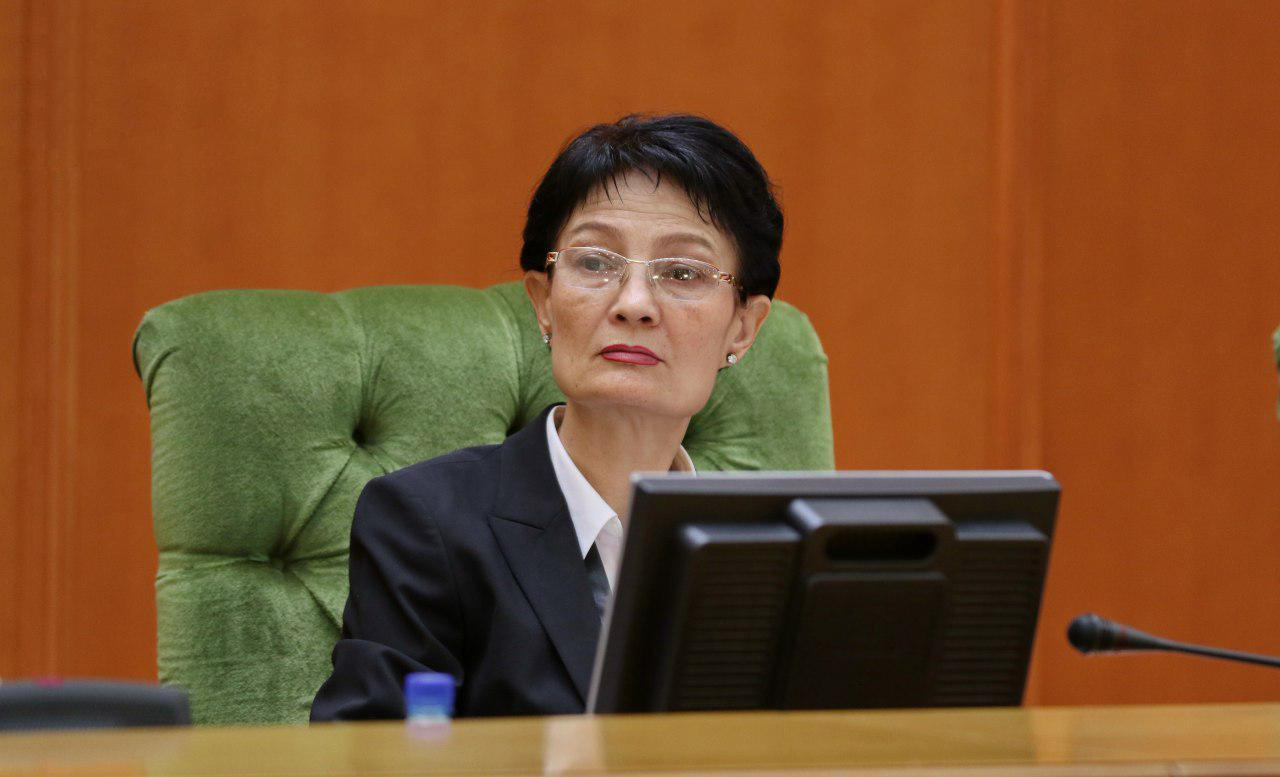 Светлана Ортиқова қорақалпоғистонлик прокурорларга танбеҳ берди